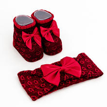 SCARPETTA + FASCETTA NEONATA 